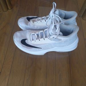SALE Nike Air Max Infuriate 2 White Men's sneakers size 10